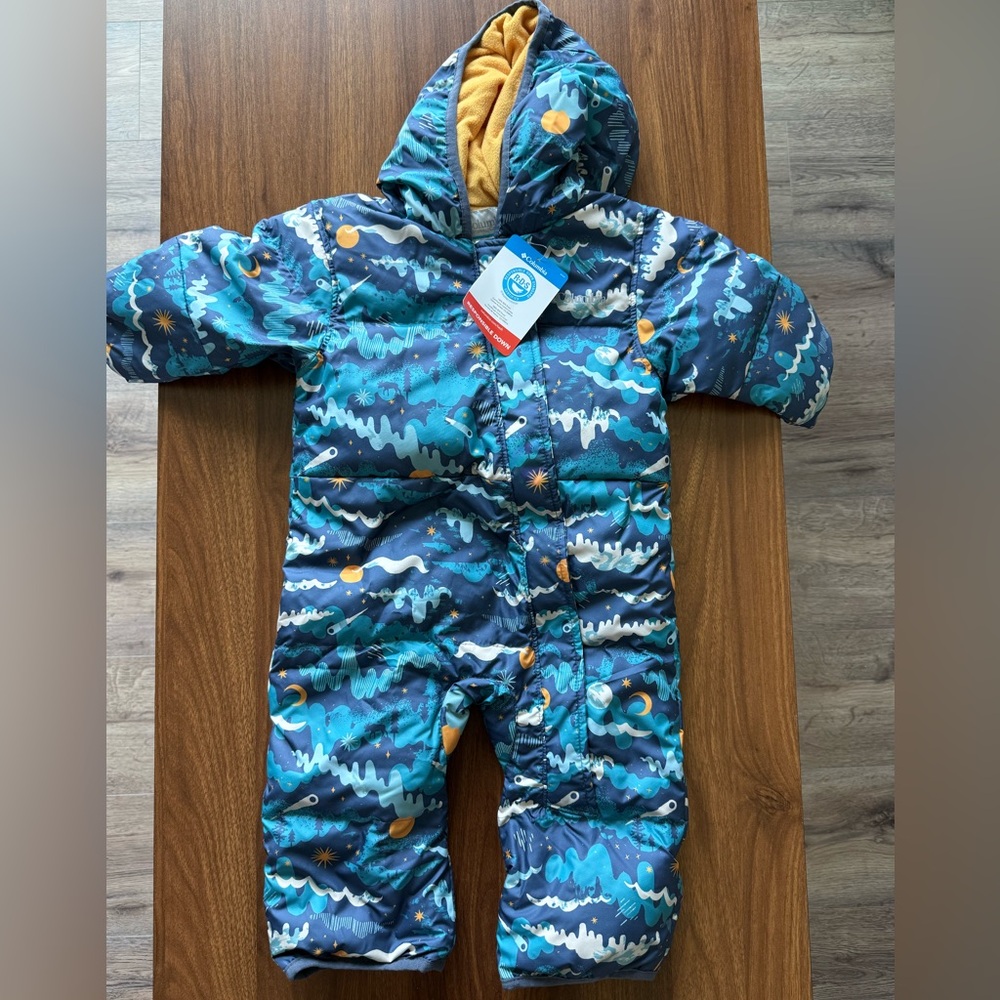 Columbia Baby Snowsuit / Bunting suit